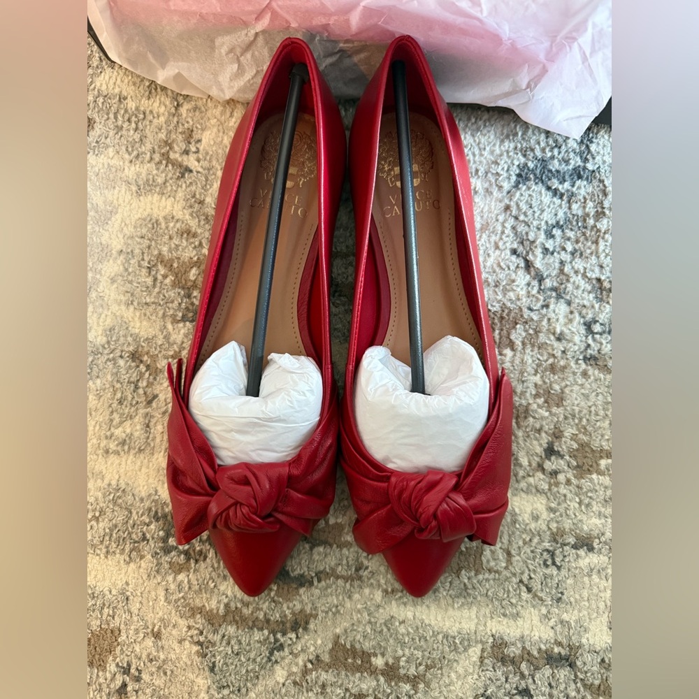 NEW Bowmel Ballet Flat Vince Camuto